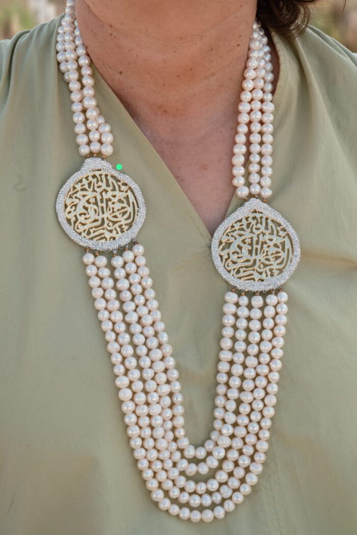 MALYA NECKCLE - Image 1